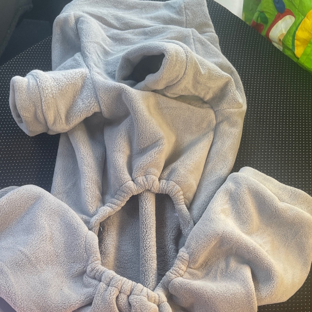 New Very Soft & Cozy Gray Dog Attire med/lg